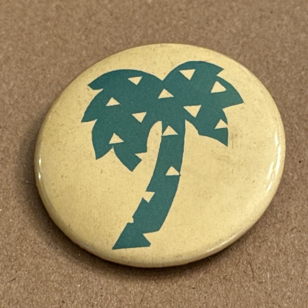 Palm Tree Summer Vacation Beach Tropical Vintage Pinback Button Pin Round Circle